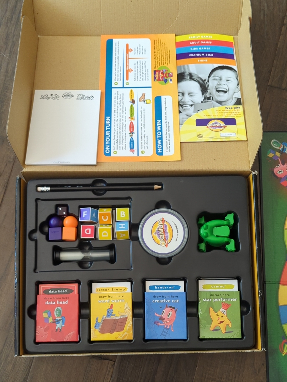 Cranium Family Fun Edition - Picture 2 of 3